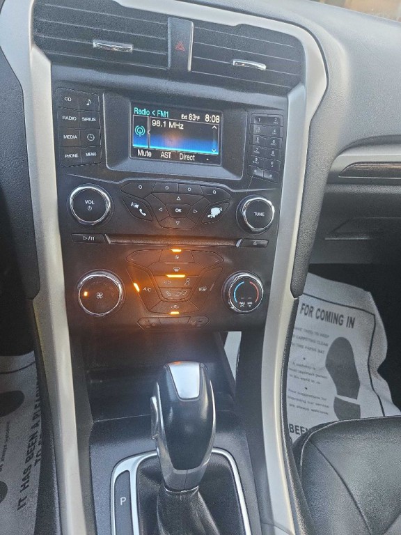 2014 Ford Fusion Image 17