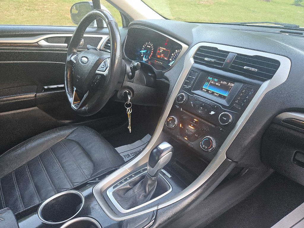 2014 Ford Fusion Image 30
