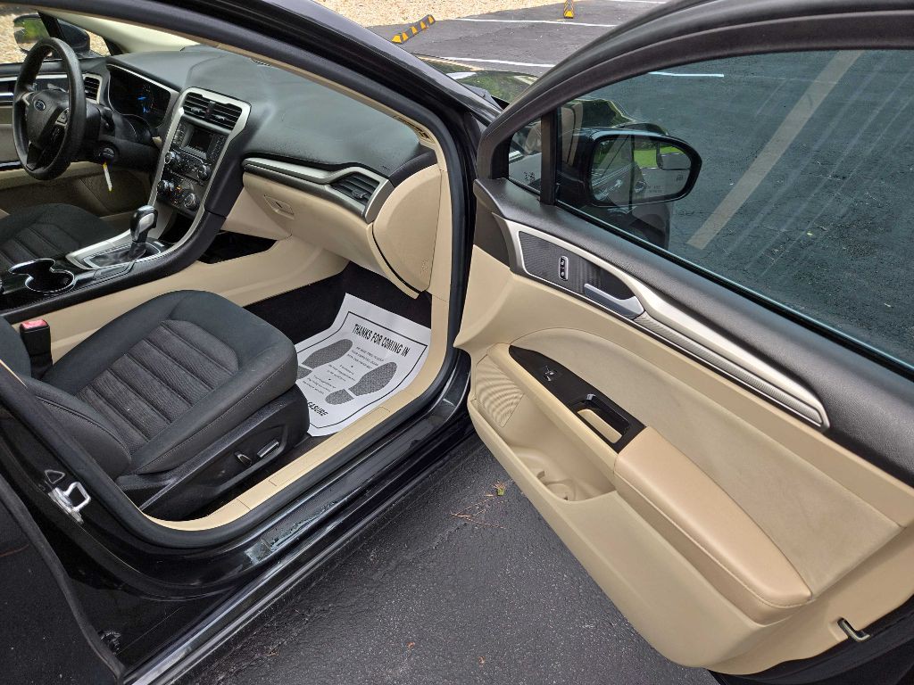 2015 Ford Fusion Image 6