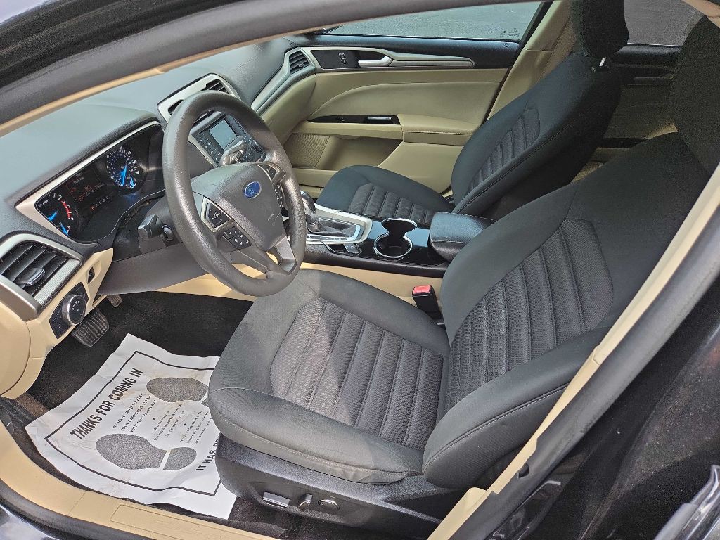 2015 Ford Fusion Image 20