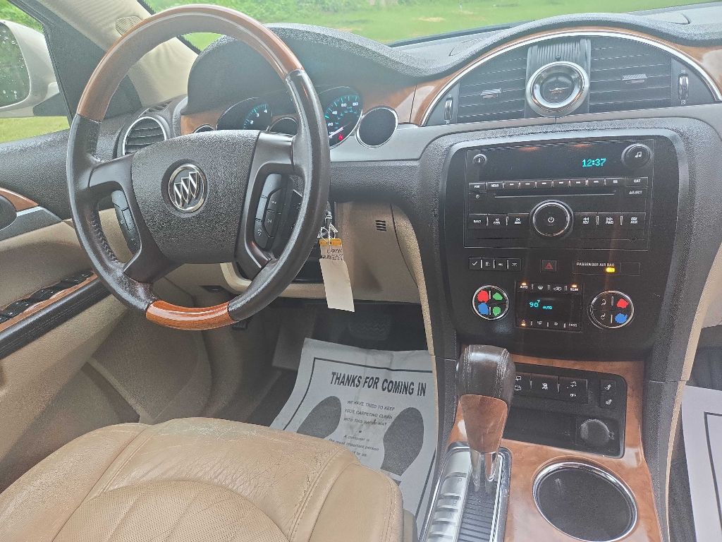 2010 Buick Enclave Image 9