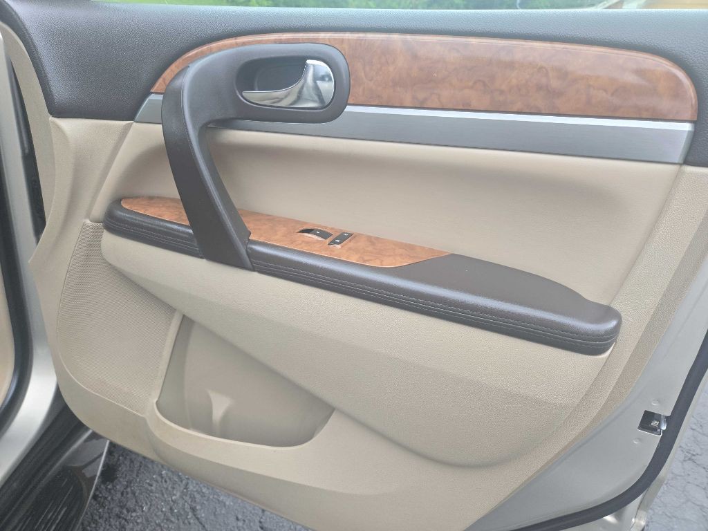 2010 Buick Enclave Image 13