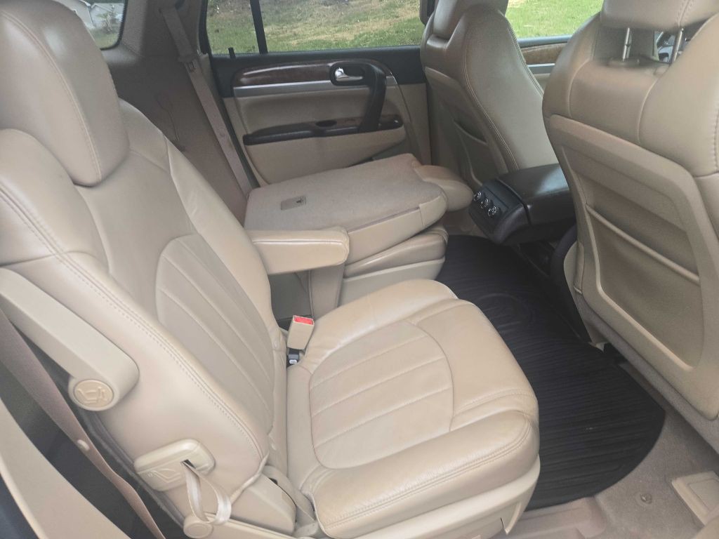 2010 Buick Enclave Image 15