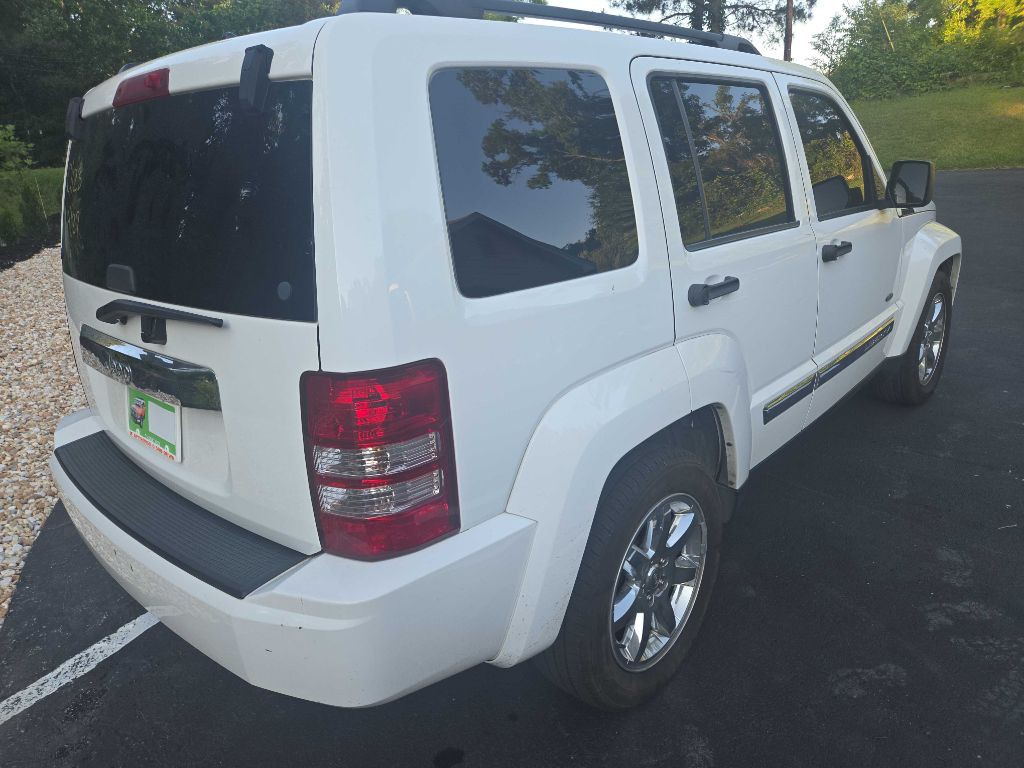 2012 Jeep Liberty Image 15