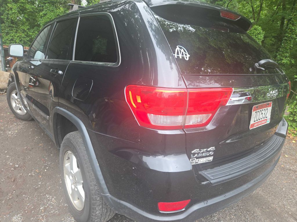 2013 Jeep Grand Cherokee Image 8