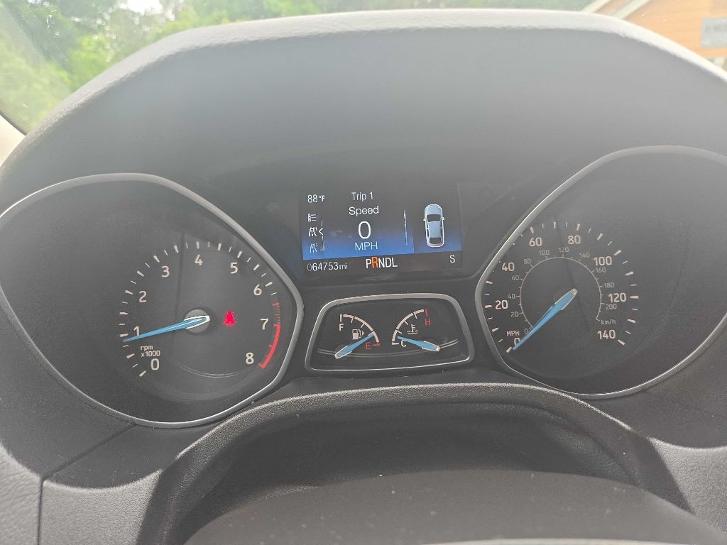2015 Ford Focus Image 30