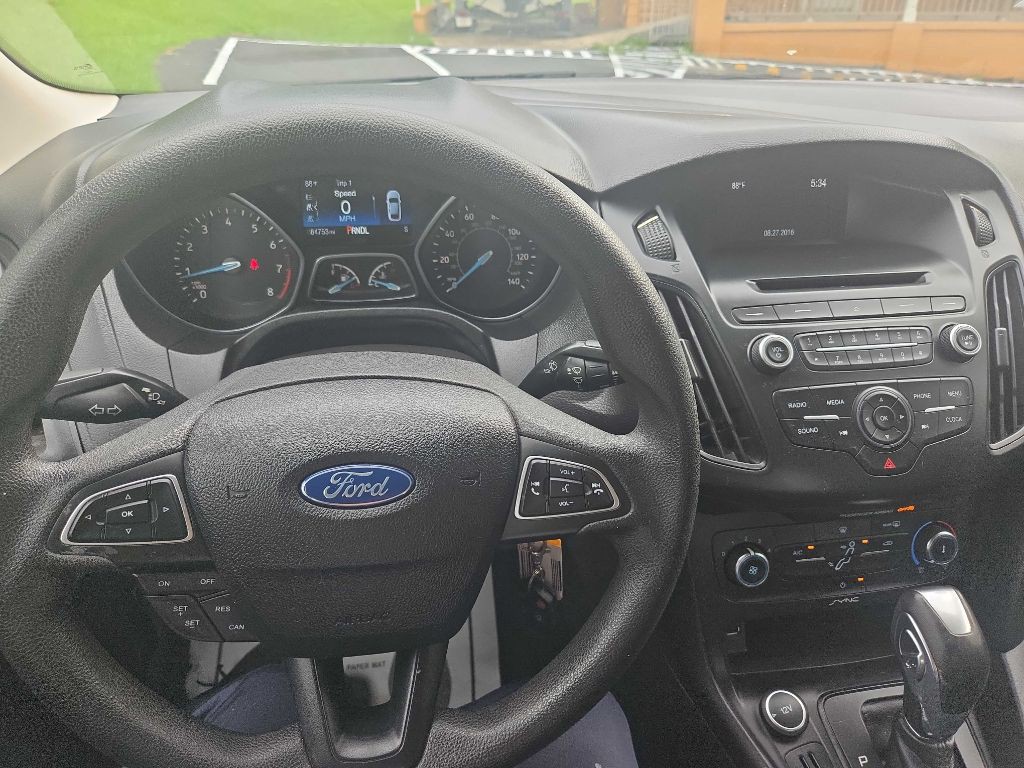 2015 Ford Focus Image 31