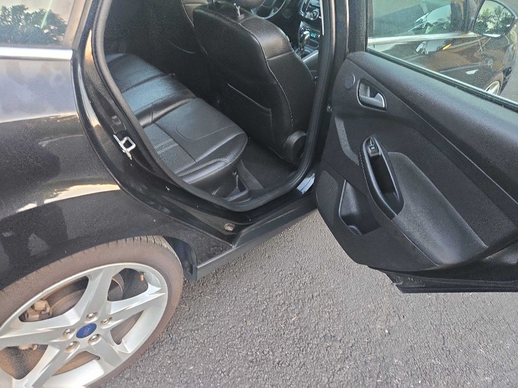 2014 Ford Focus Image 17