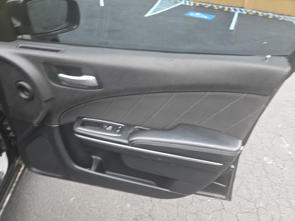 2015 Dodge Charger Image 7