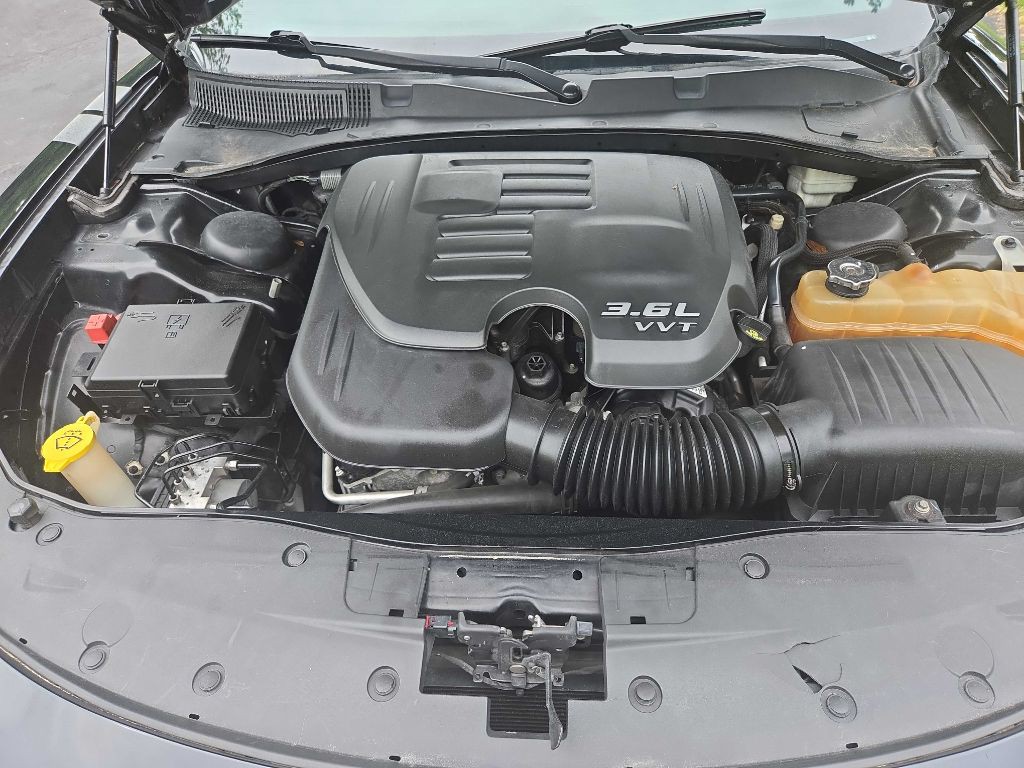2015 Dodge Charger Image 24
