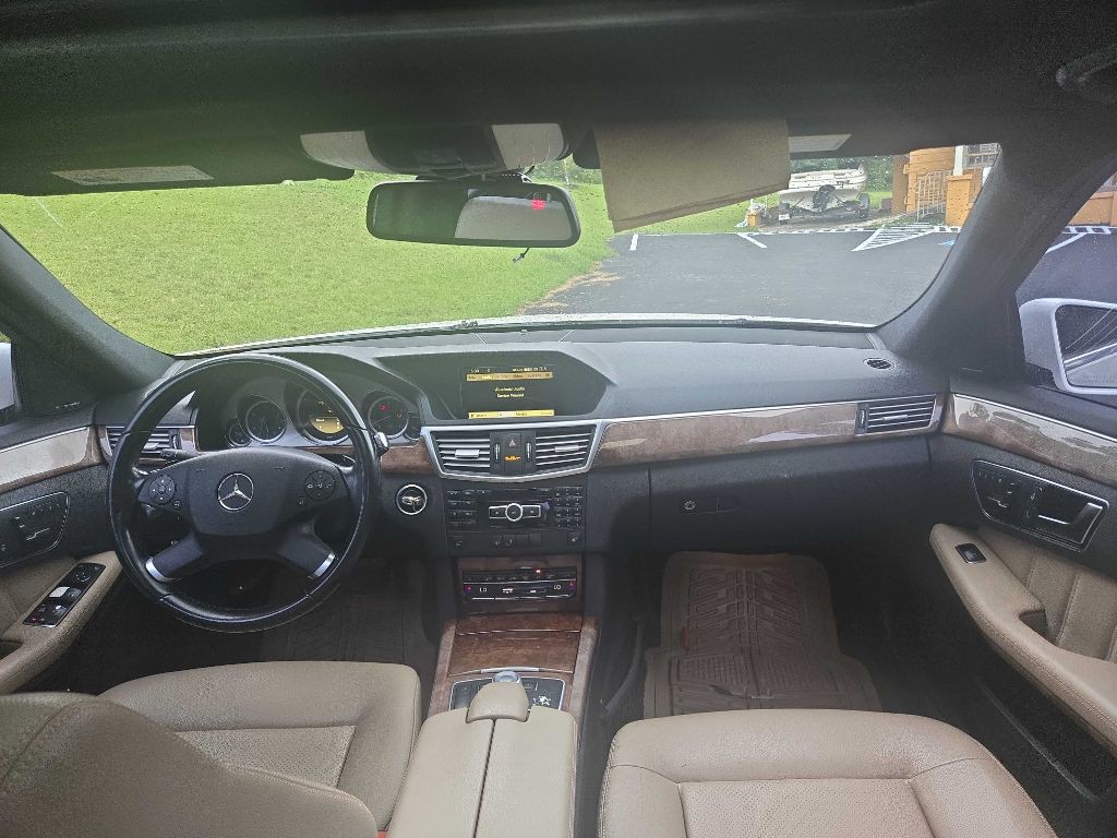 2012 Mercedes-Benz E-Class Image 13