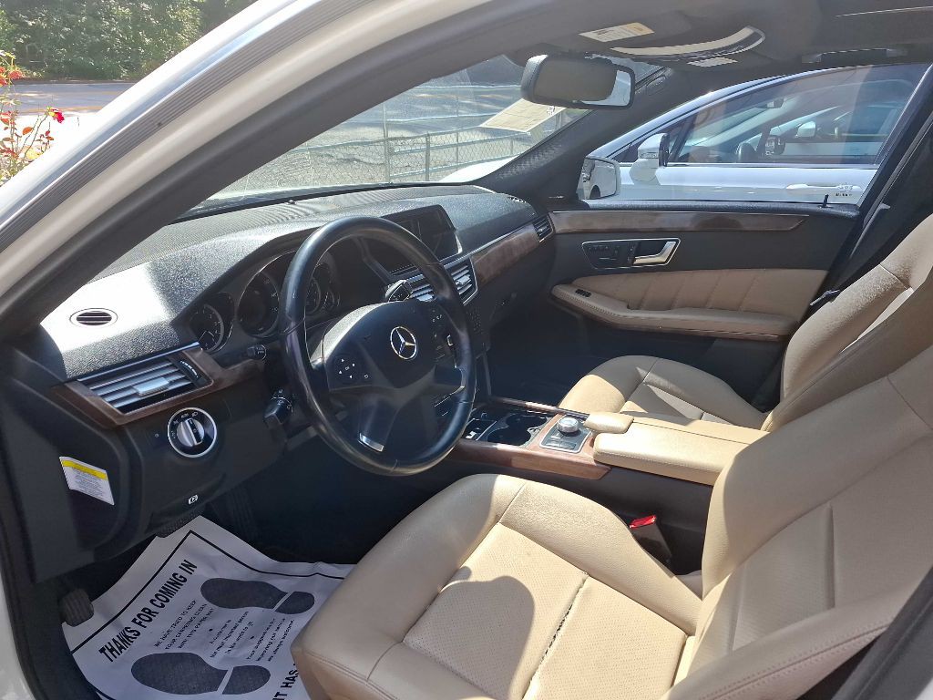 2012 Mercedes-Benz E-Class Image 13