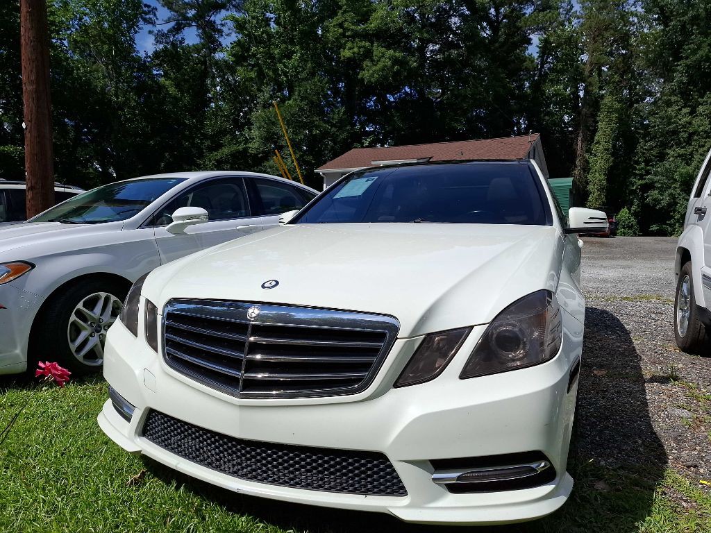 2012 Mercedes-Benz E-Class Image 1