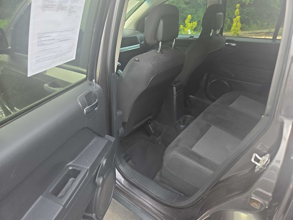2016 Jeep Compass Image 20