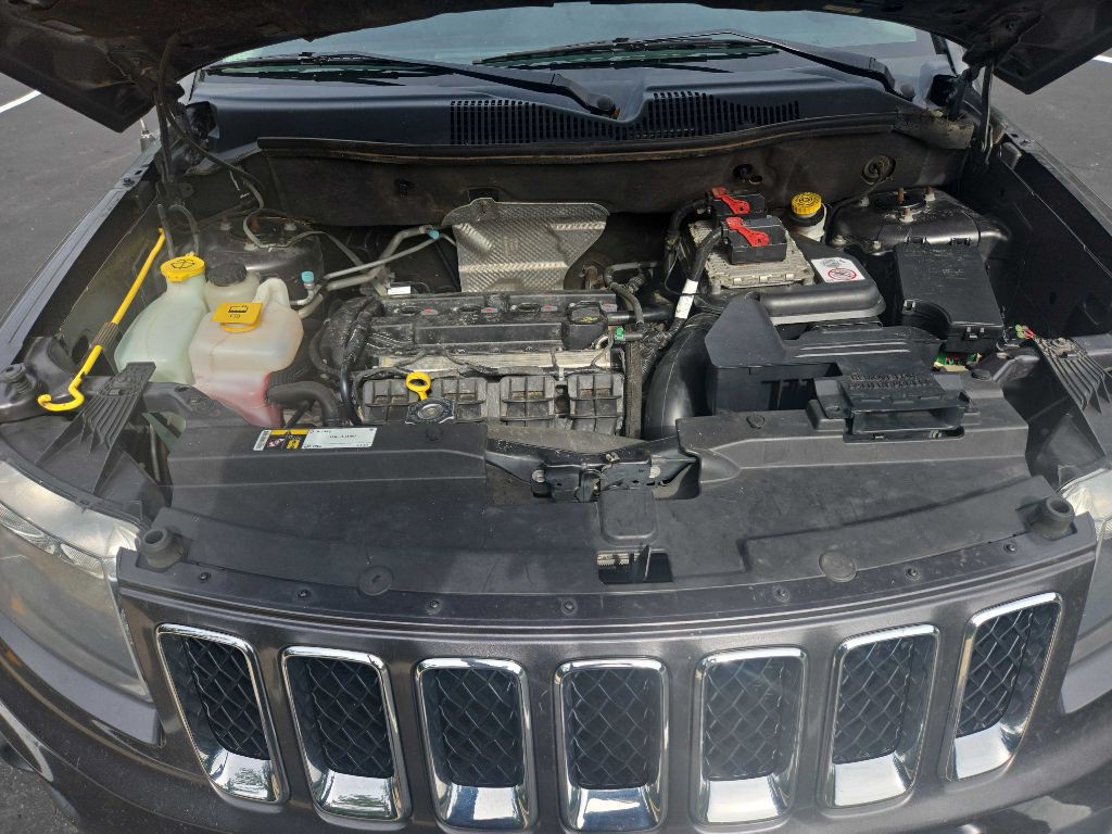 2016 Jeep Compass Image 25