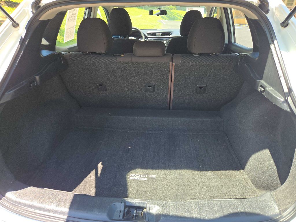 2018 Nissan Rogue Image 31