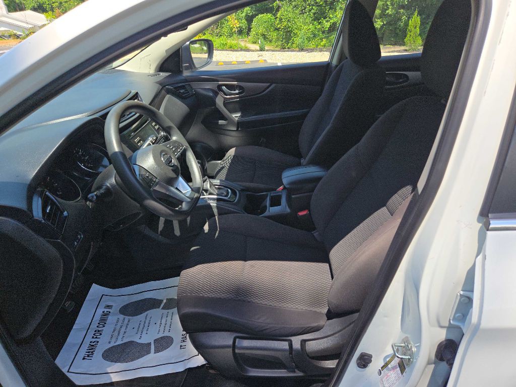2018 Nissan Rogue Image 35