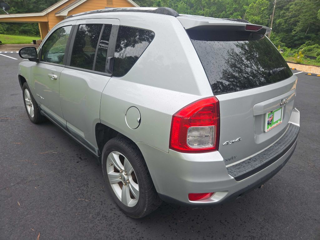2011 Jeep Compass Image 21