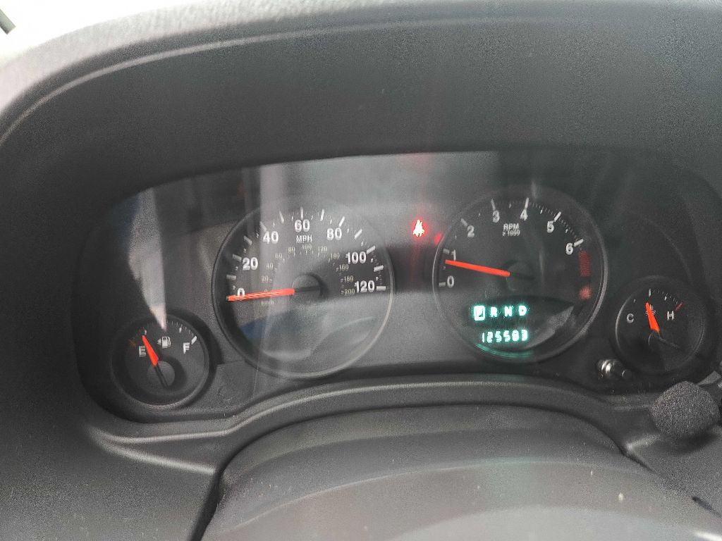 2011 Jeep Compass Image 24