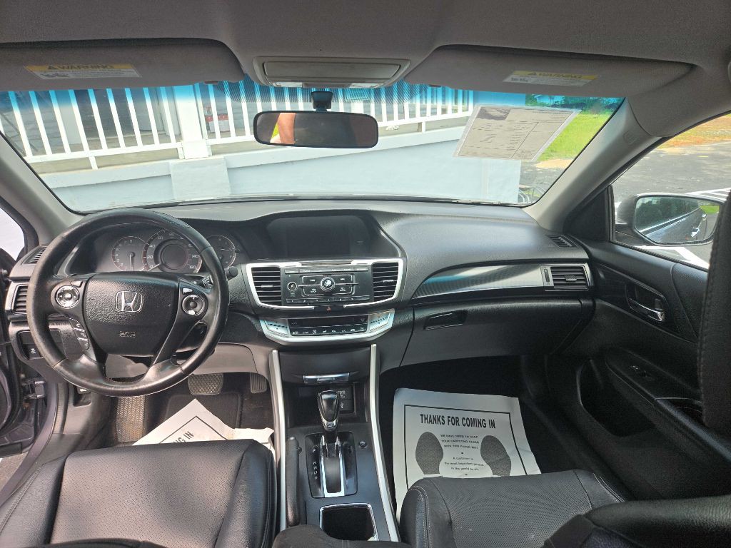 2013 Honda Accord Image 3