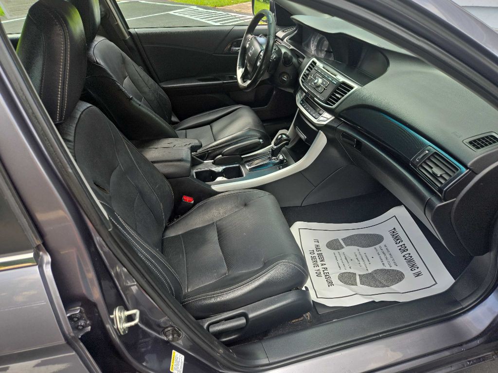 2013 Honda Accord Image 7