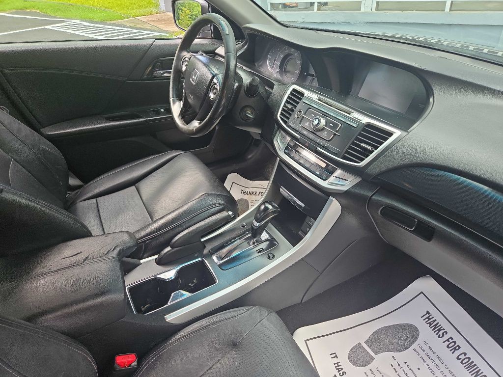 2013 Honda Accord Image 8