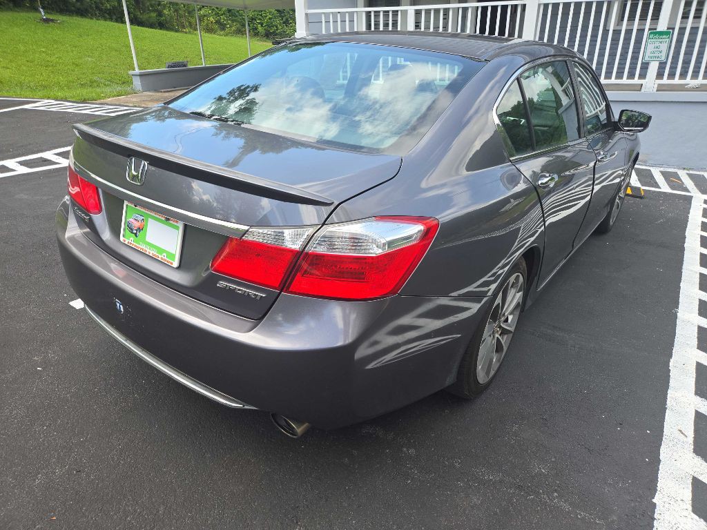 2013 Honda Accord Image 13