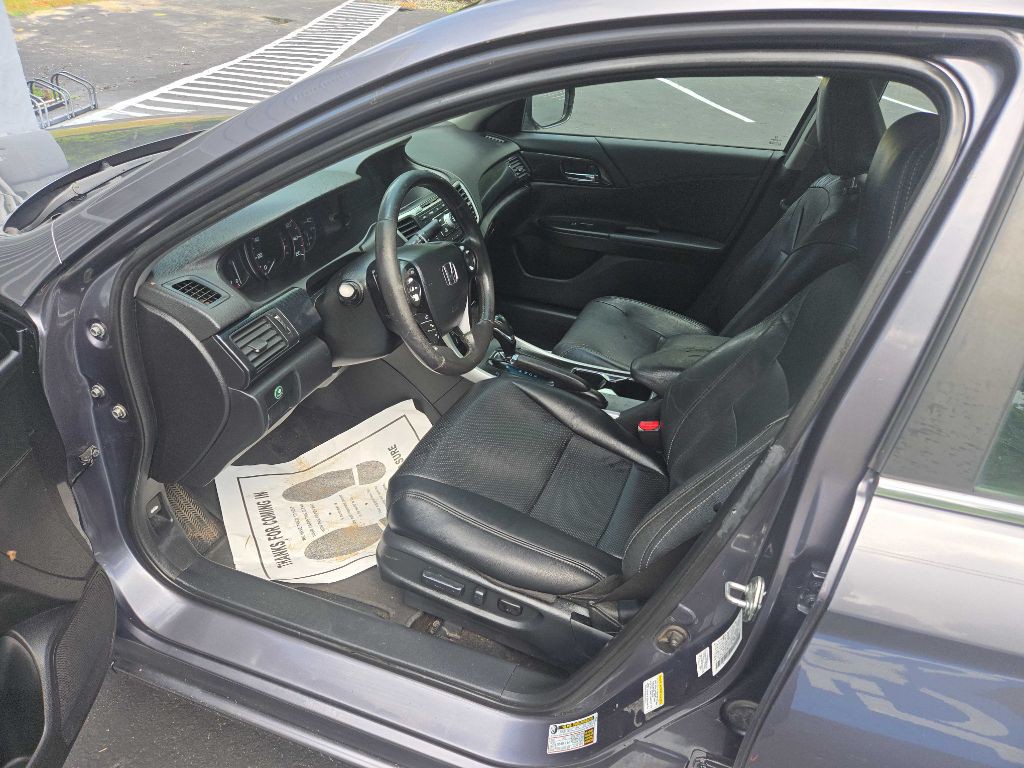 2013 Honda Accord Image 19