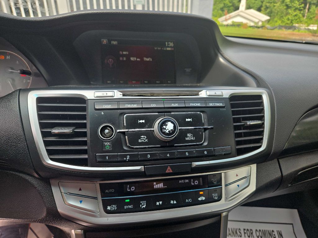 2013 Honda Accord Image 23