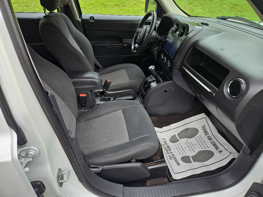 2015 Jeep Patriot Image 10