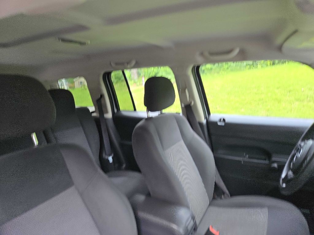 2015 Jeep Patriot Image 12