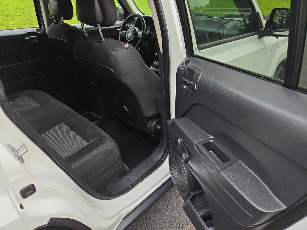 2015 Jeep Patriot Image 15
