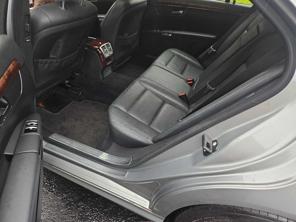 2010 Mercedes-Benz S-Class Image 37