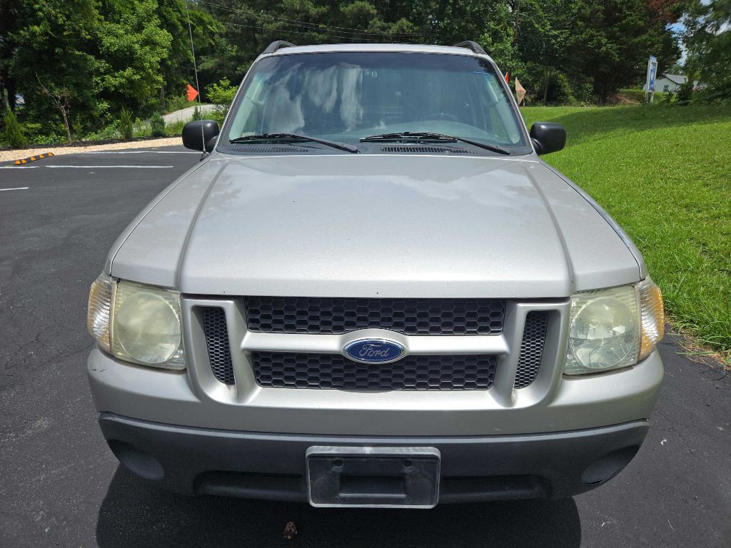 2005 Ford Explorer Image 2