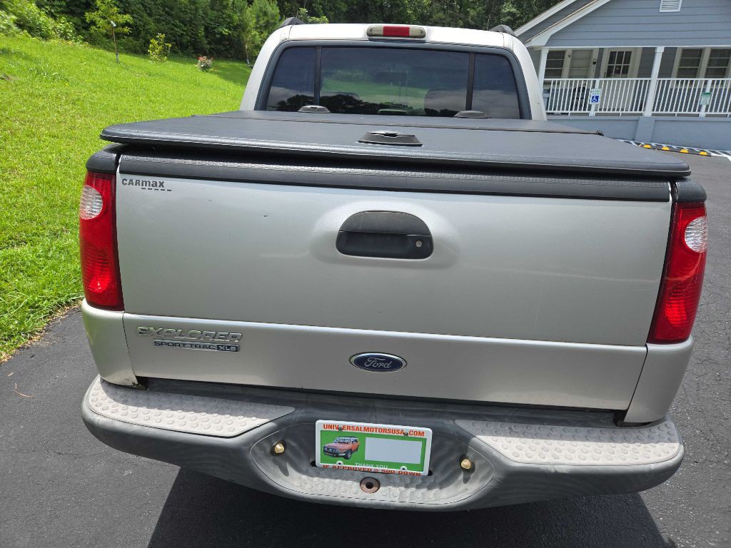 2005 Ford Explorer Image 16