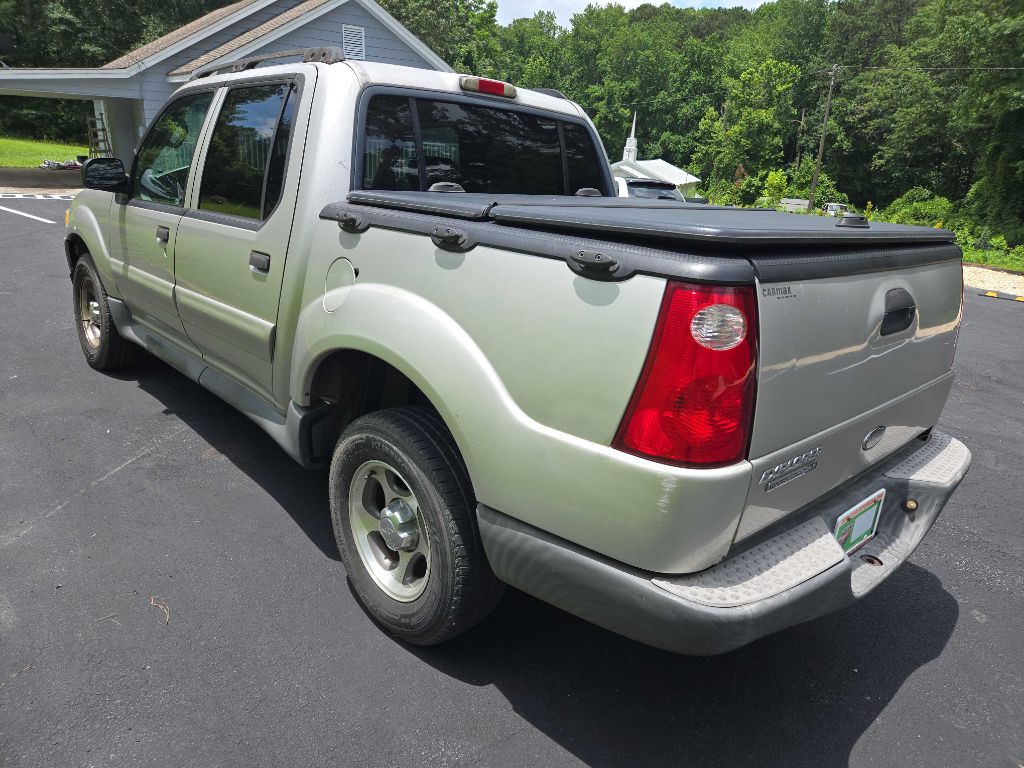 2005 Ford Explorer Image 18