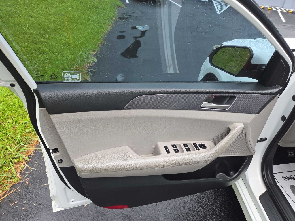 2018 Hyundai Sonata Image 22