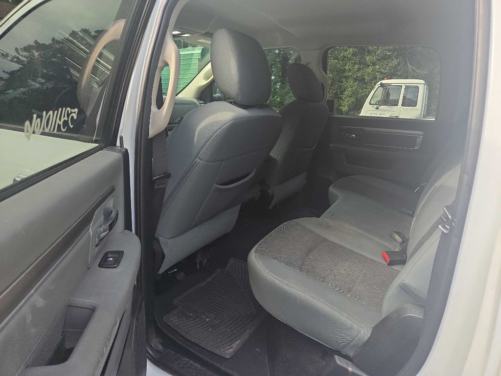 2015 RAM 1500 Image 13