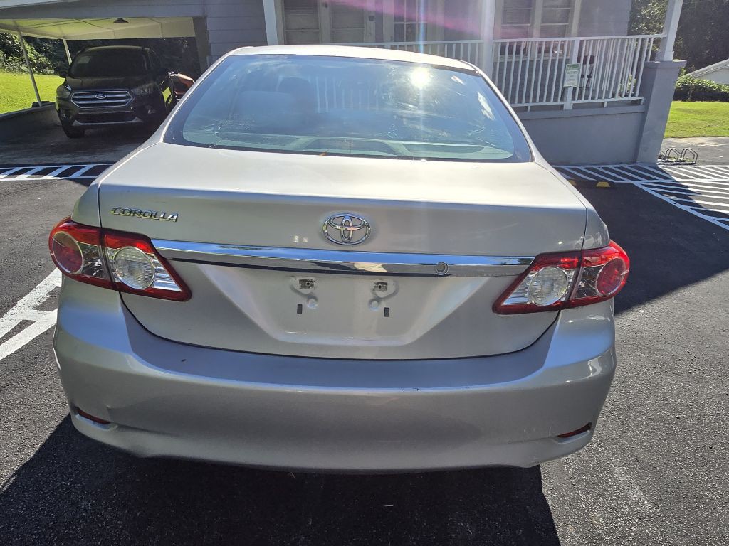 2013 Toyota Corolla Image 14