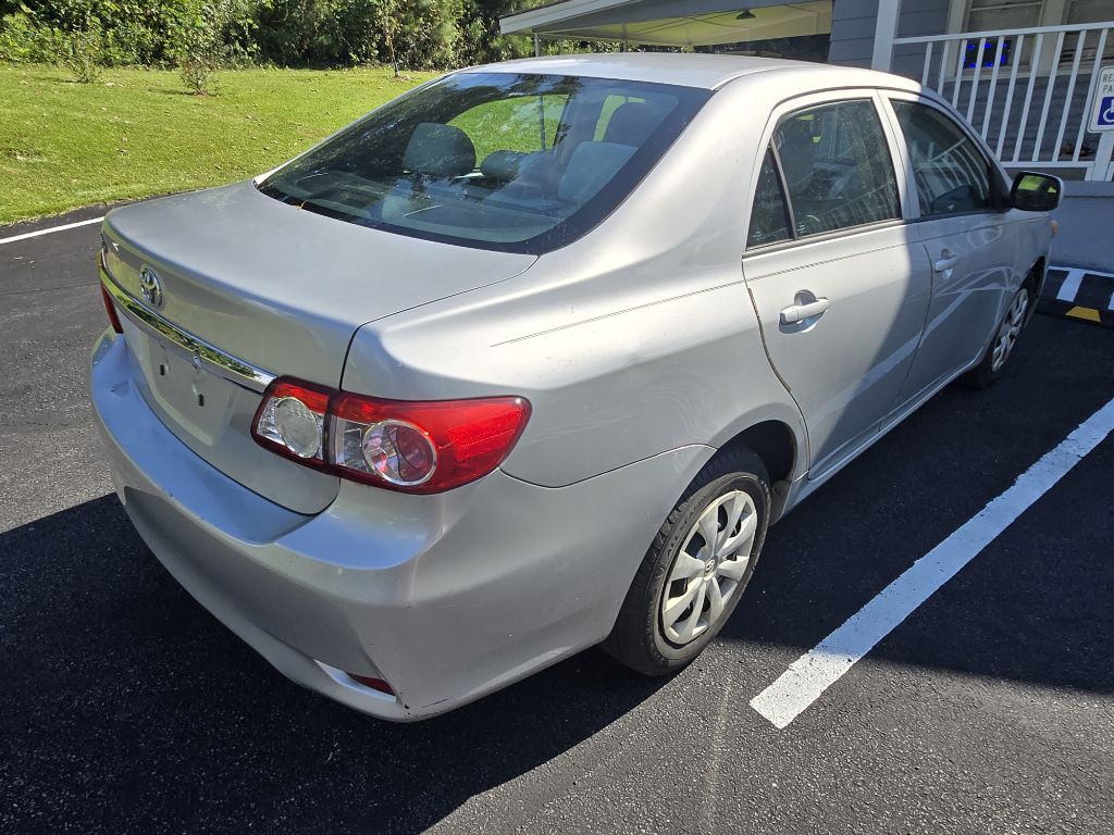 2013 Toyota Corolla Image 20