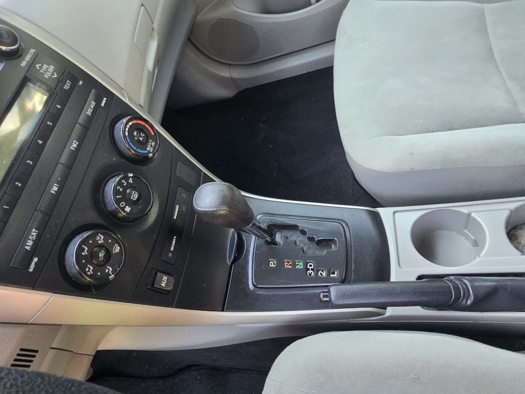 2013 Toyota Corolla Image 31