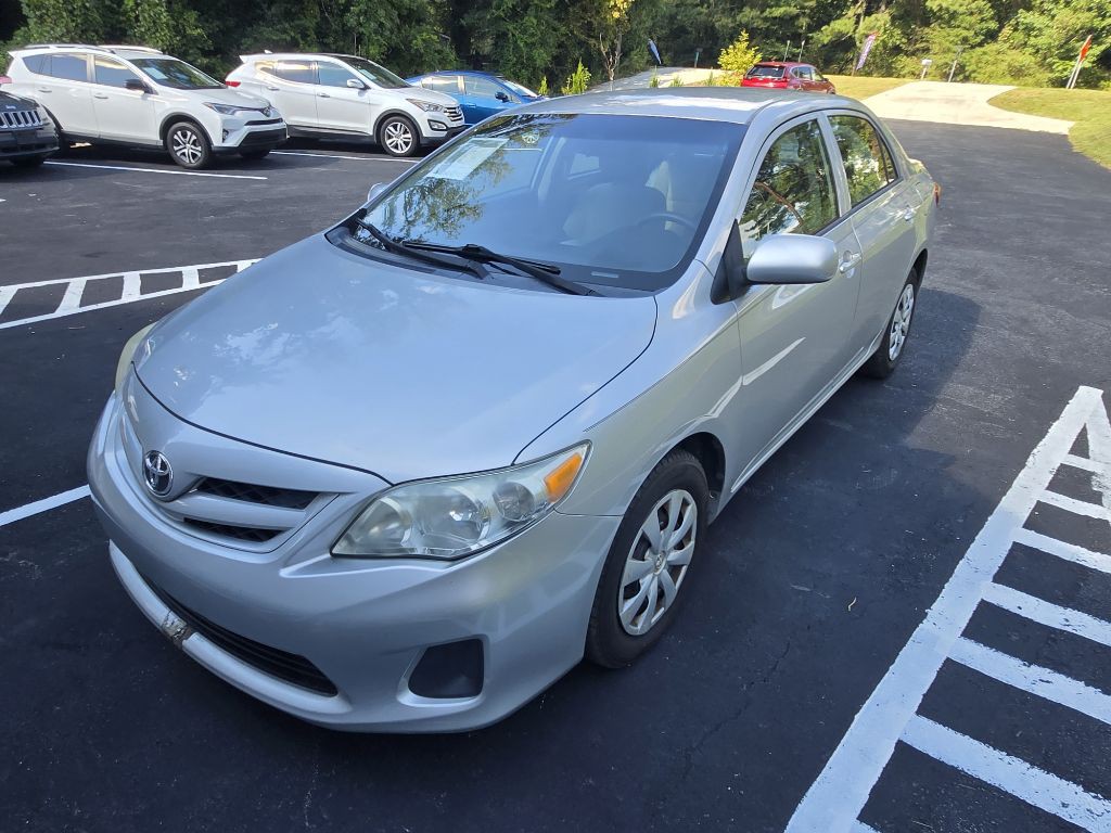 2013 Toyota Corolla Image 37