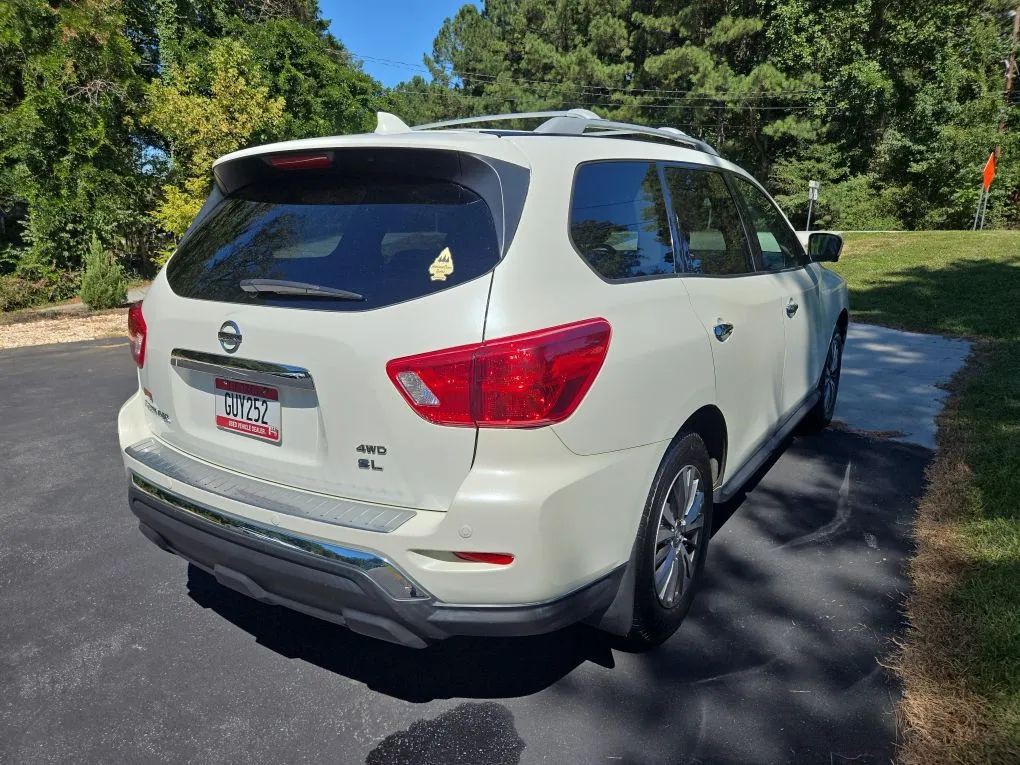 2020 Nissan Pathfinder Image 15