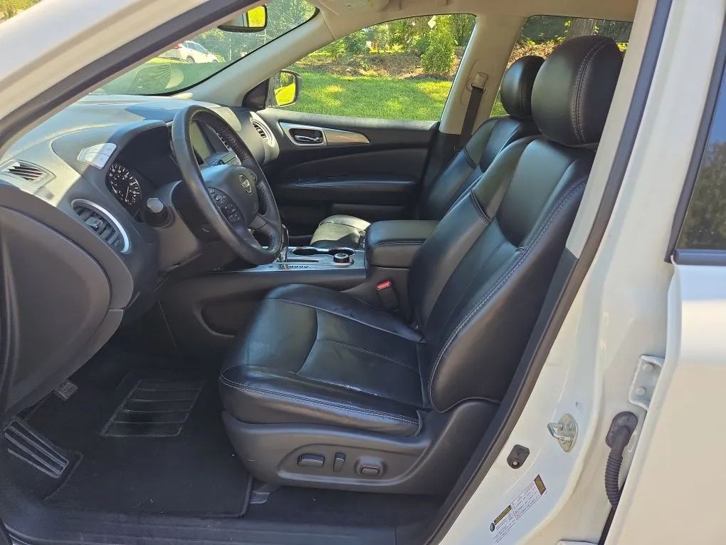 2020 Nissan Pathfinder Image 27