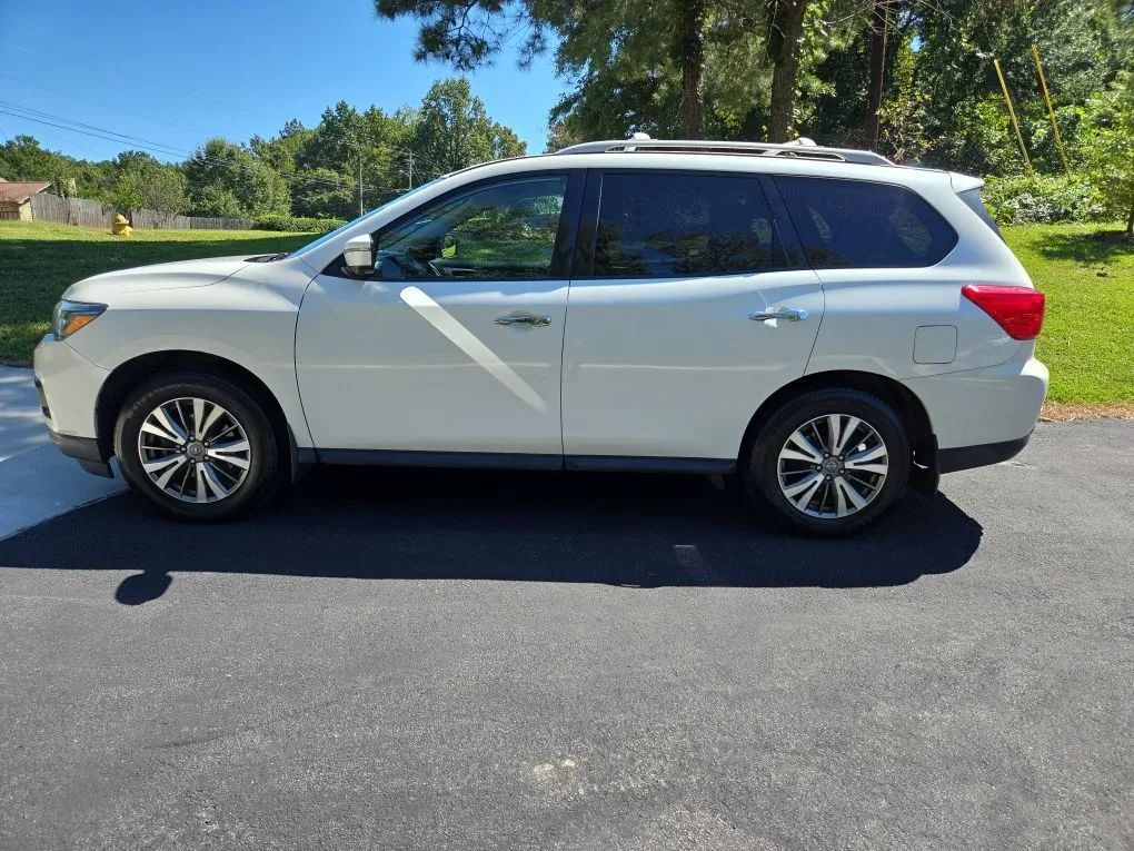 2020 Nissan Pathfinder Image 35