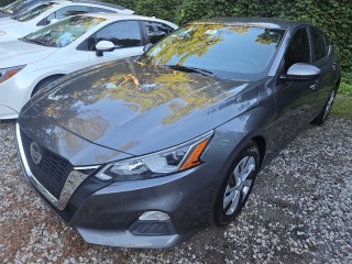 Image for 2020 Nissan Altima S ID: 7690490
