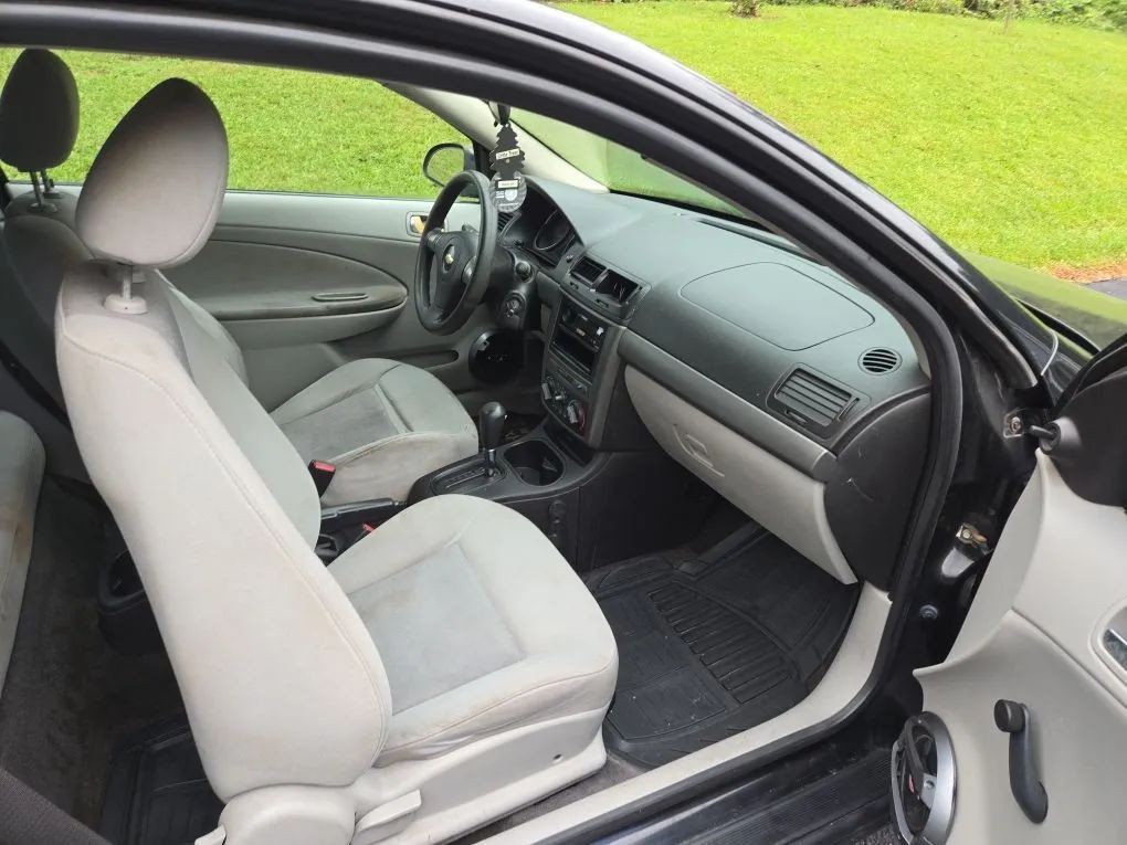 2008 Chevrolet Cobalt Image 5