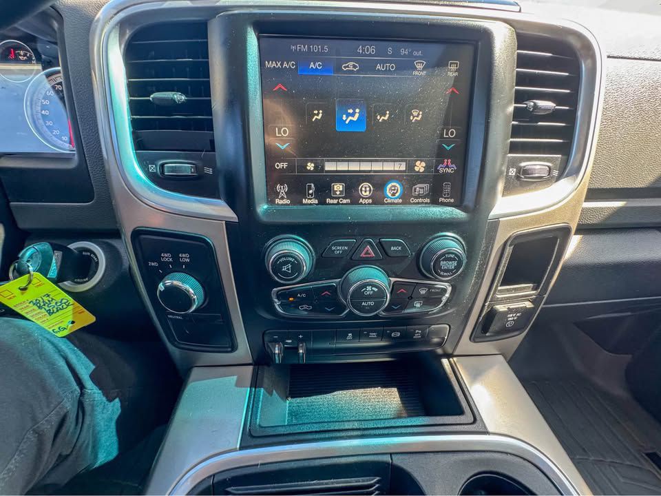 2017 RAM 2500 Image 2