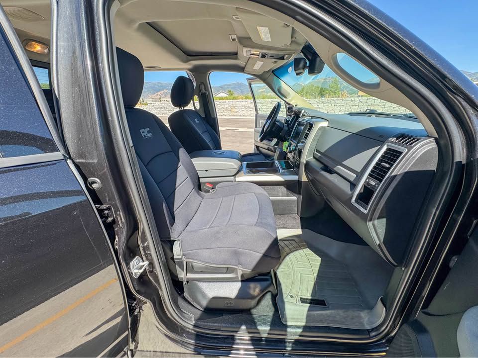 2017 RAM 2500 Image 9