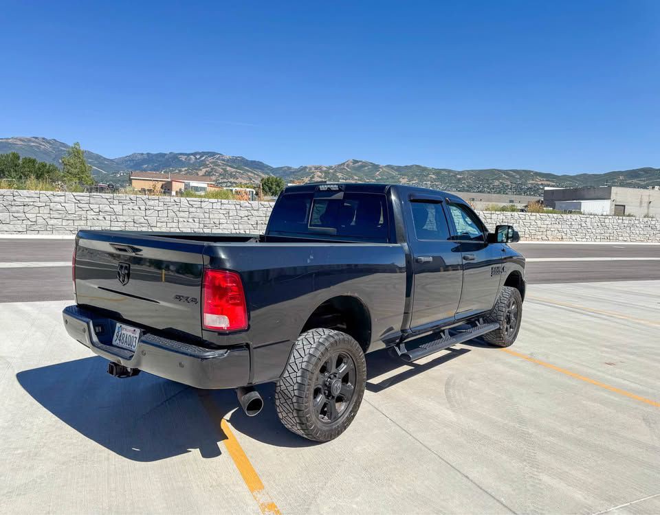2017 RAM 2500 Image 14